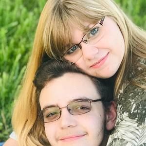 Meet your Posher, Michaela